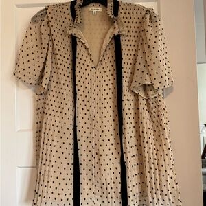 Max Studio Cream and Black Patterned Blouse
